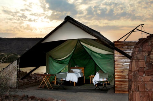 Etendeka Mountain Camp 002